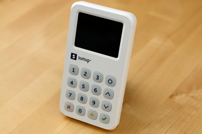 sumup-pro-review-low-cost-card-reader-no-app-needed